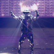 Hombre Espejo Daft Punk