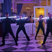 Flasmob con tubos LED